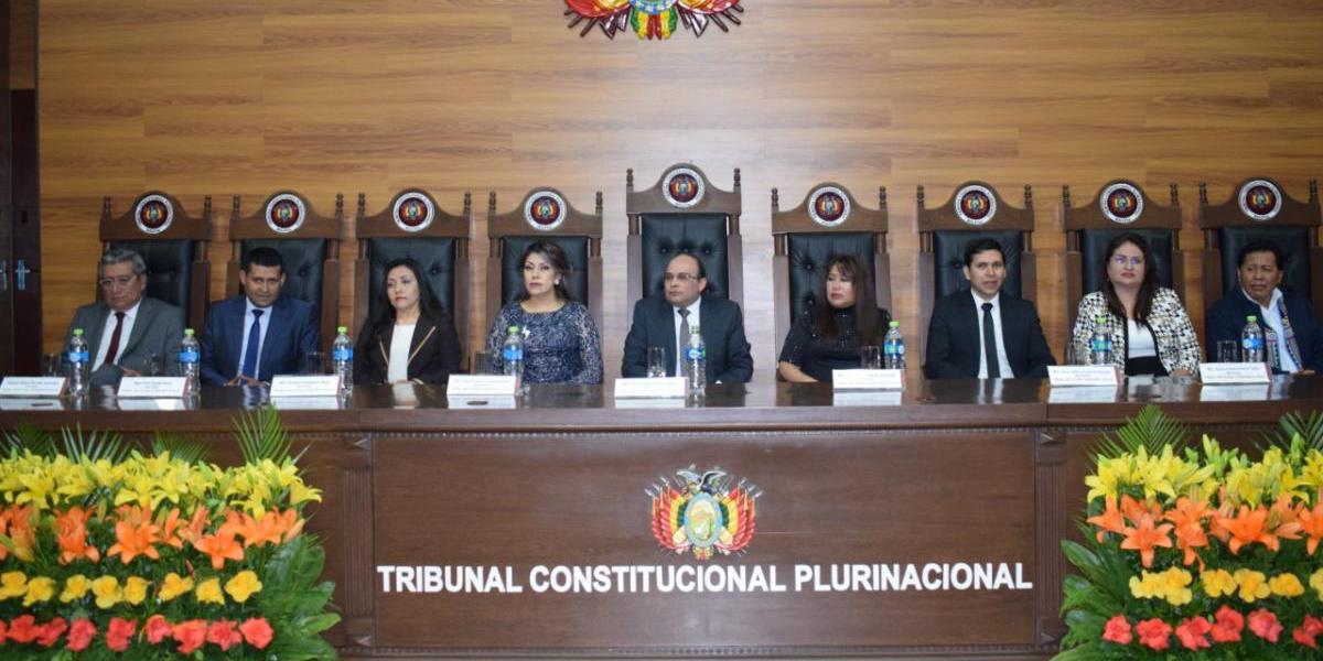 1fc1ca53110d4f759e84f009ded0ae75637208215726806915